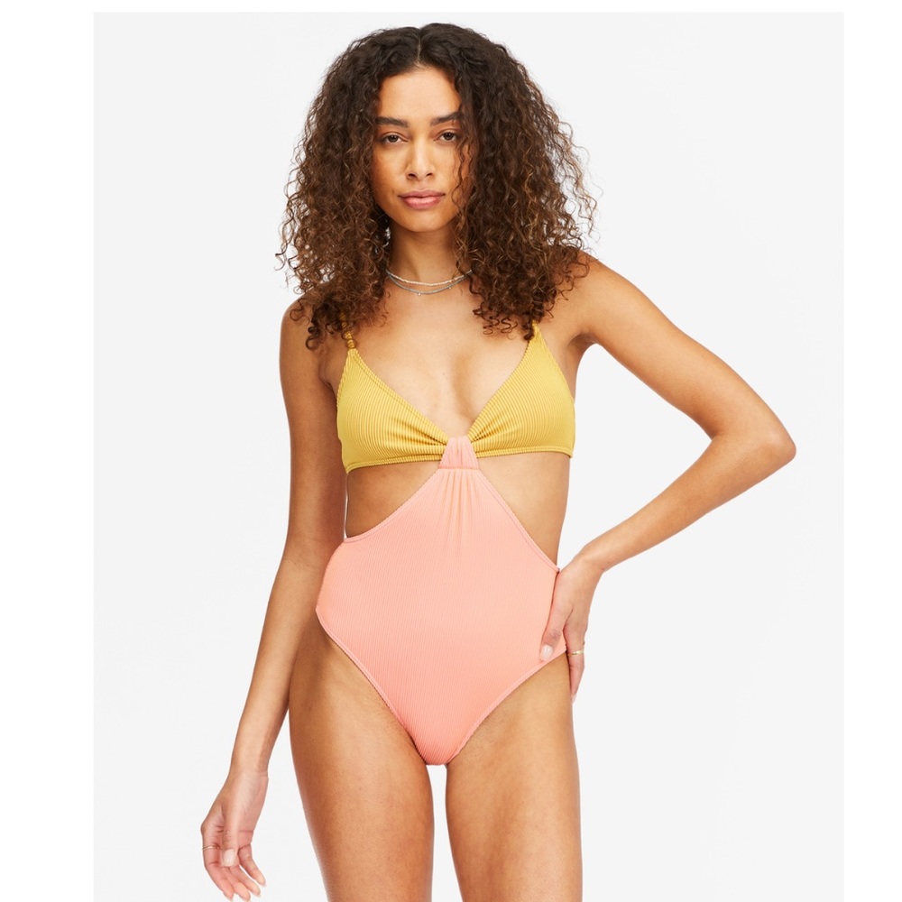 ⭐️ NWT Billabong Hi Life Freya One Piece Swimsuit